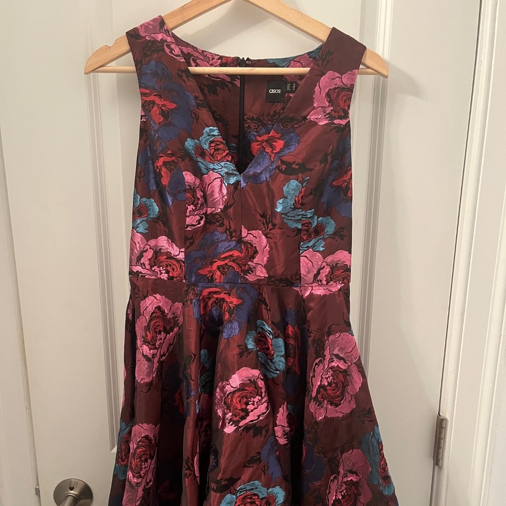 Asos Maroon Metallic Floral Sleeveless A-Line Knee-Length Ruffled Dress Size 6
